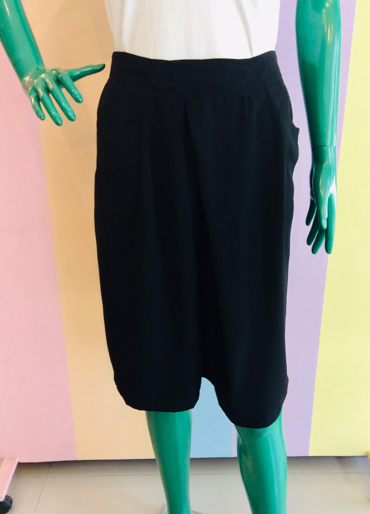 Plain Assymetric Cullotes w/ Side Pockets..