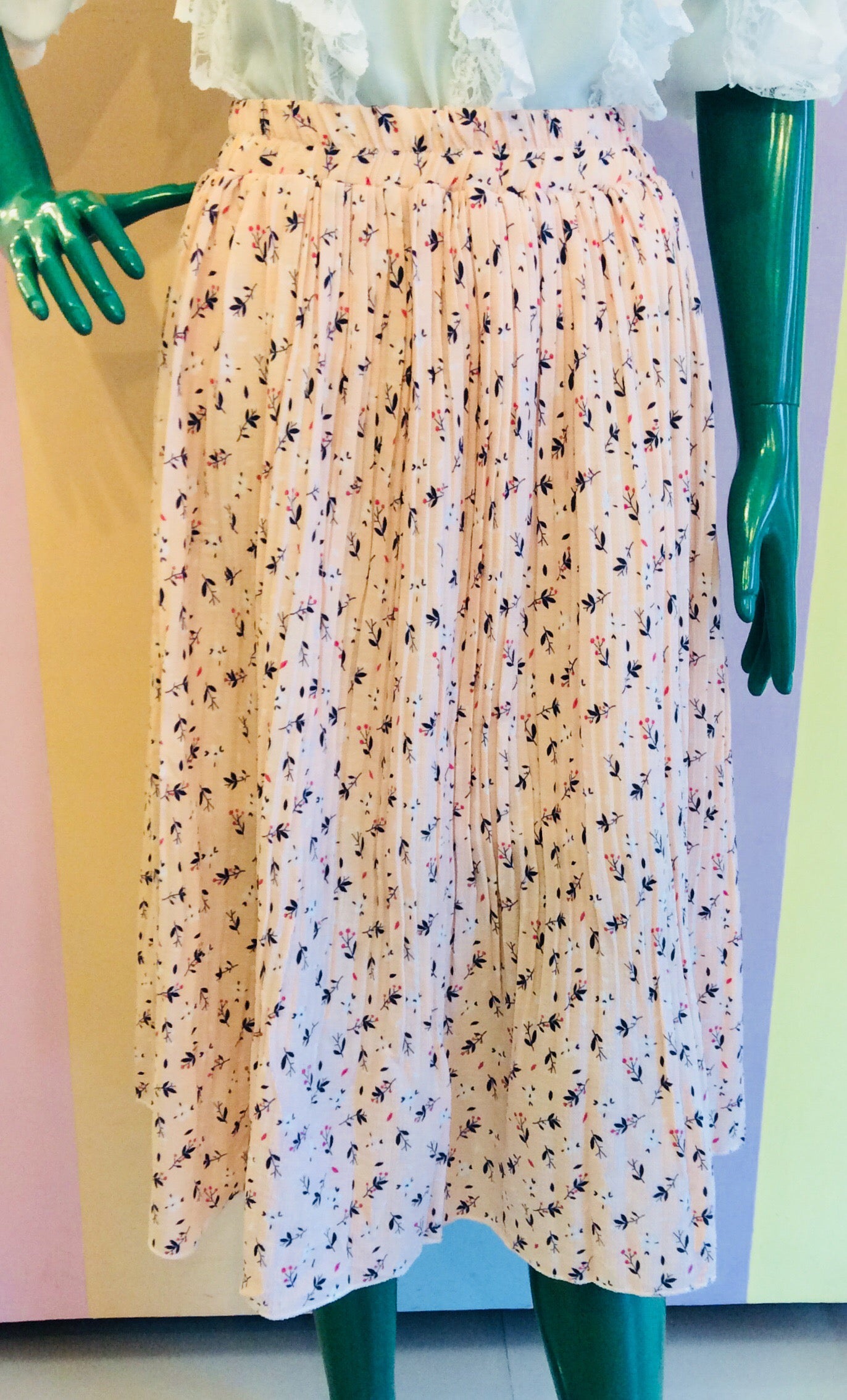 Blossoms Pleated Midi Skirt w/ Elastic Waist