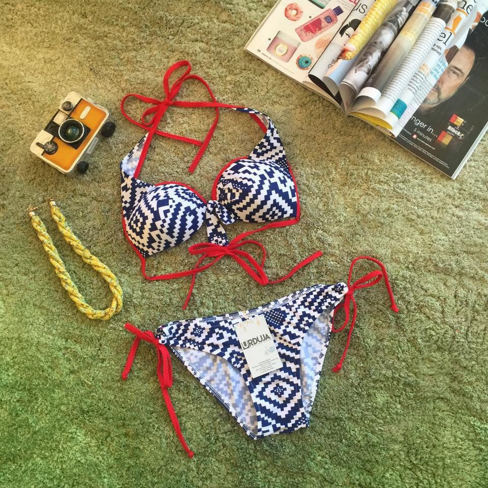2-Piece swimsuits