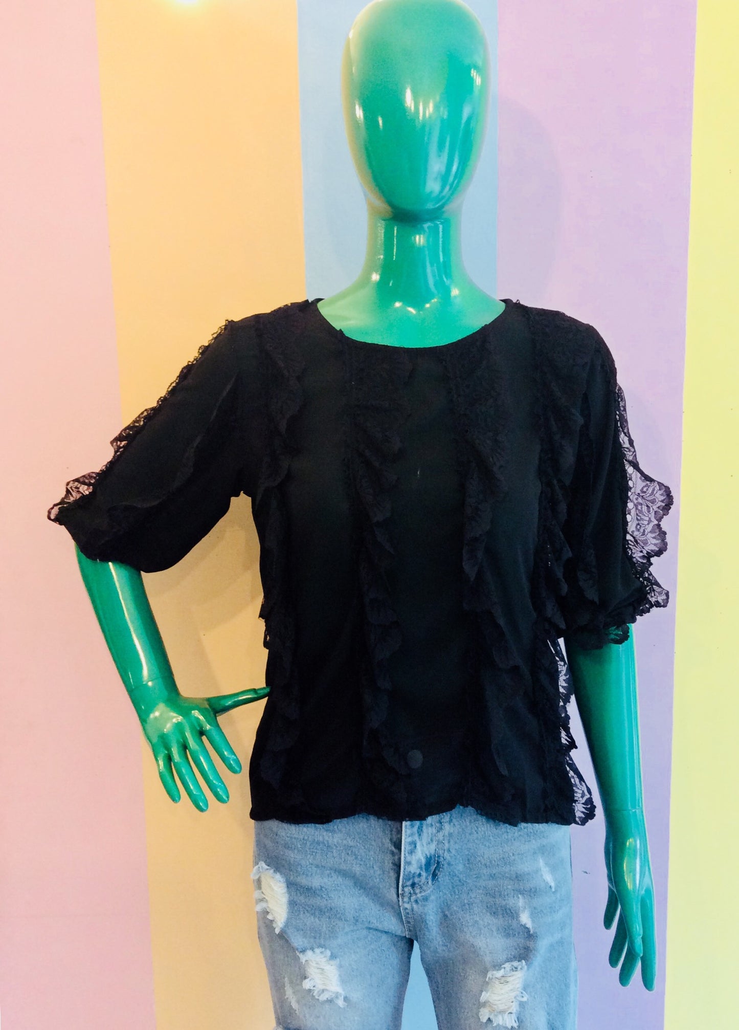 Chiffon 3 Quarter Sleeves w/ Lace Ruffles '22