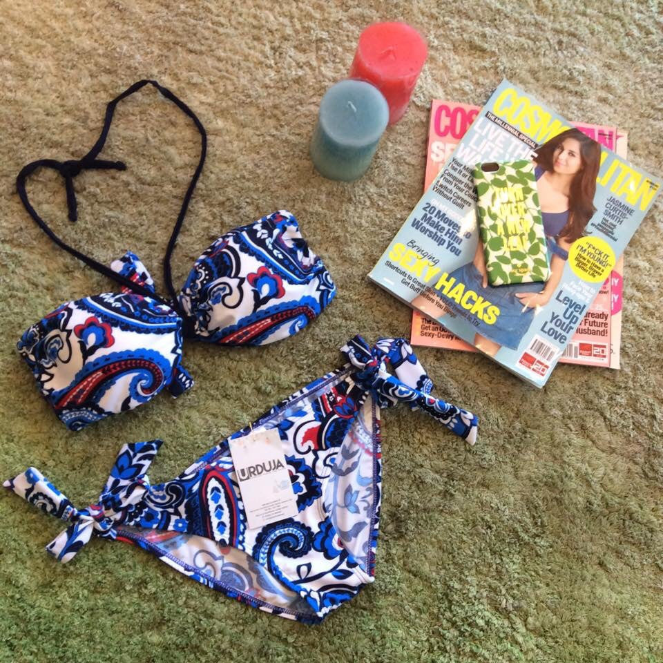 2-Piece swimsuits