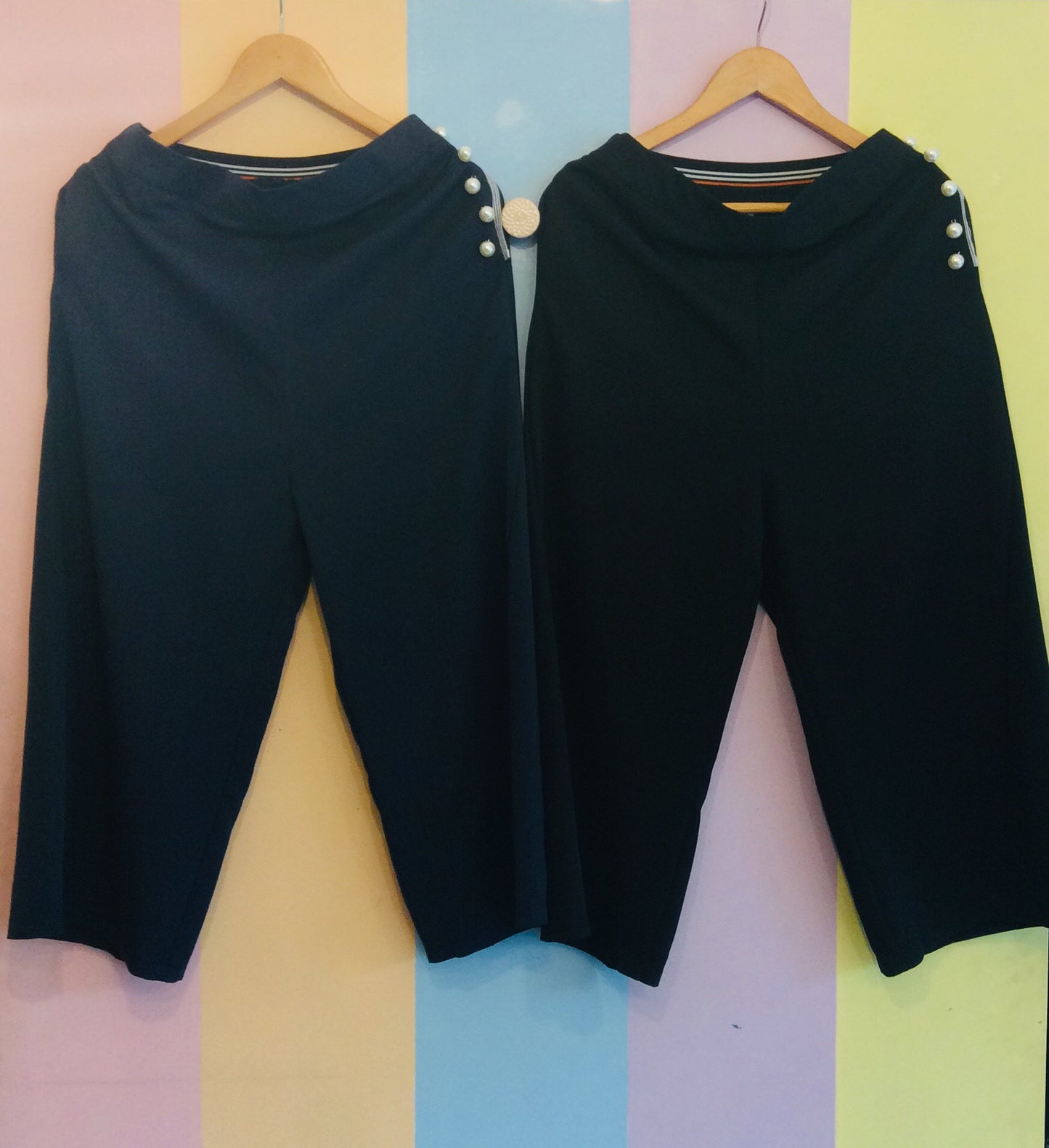 Elastic Stripe Waist w/ Pearl Embel & Size Pockets