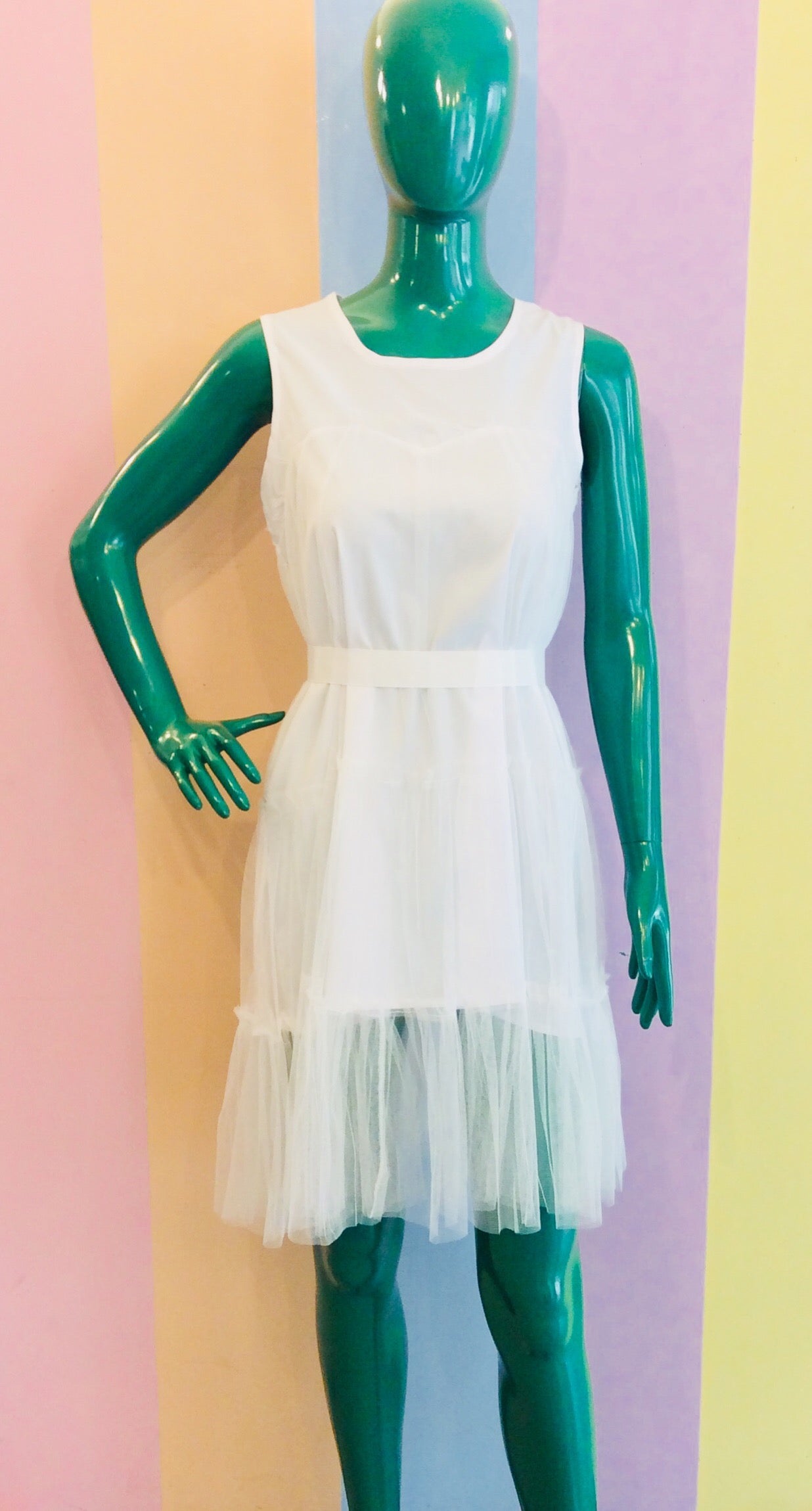Plain Short Sleeve Dress w/ Overlap Nets...