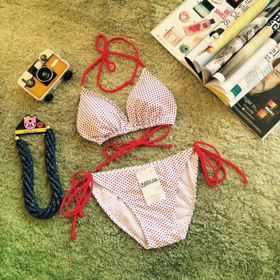 2-Piece swimsuits