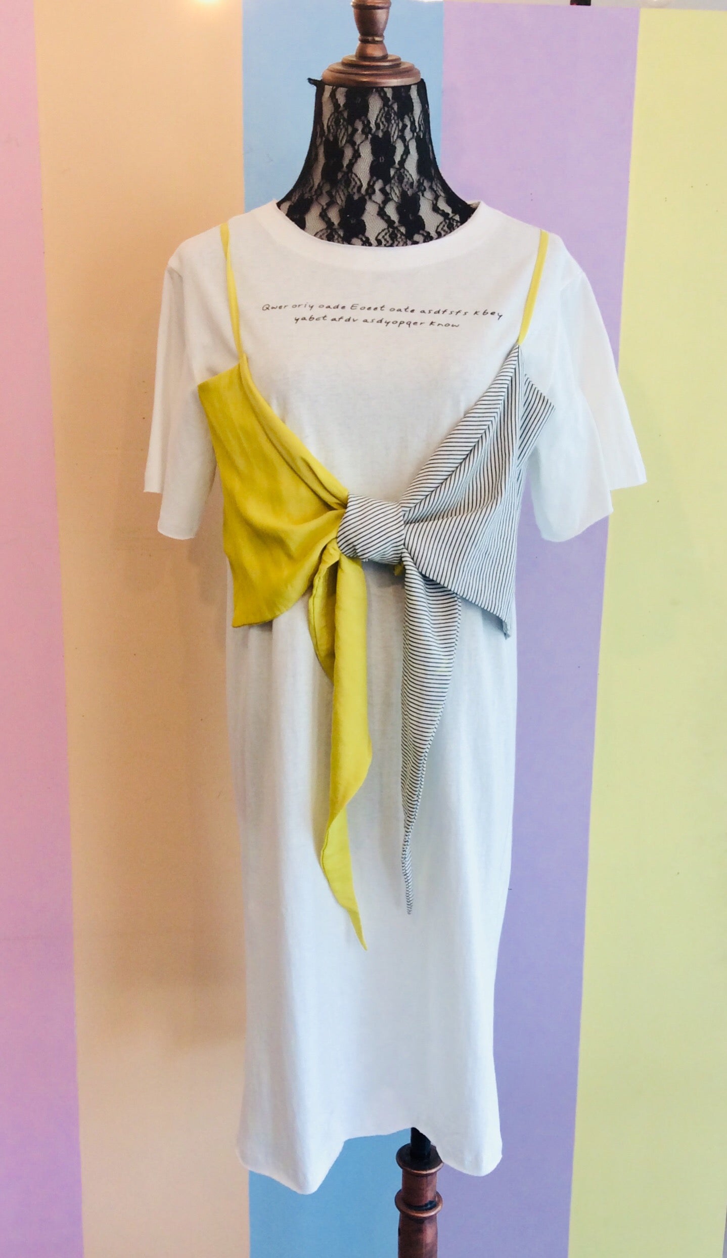 Oversize Tee w/ Attach over under Garment