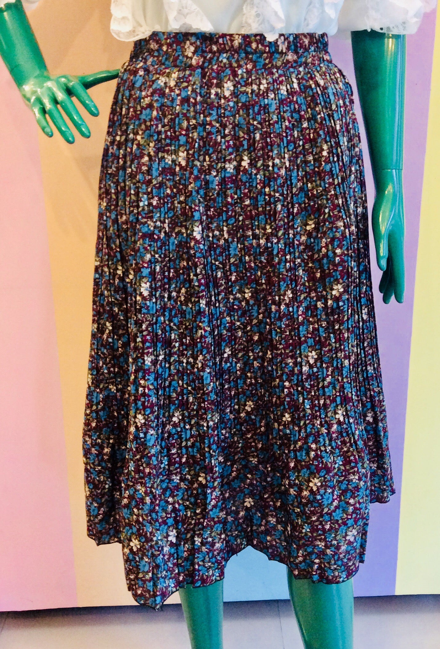 Blossoms Pleated Midi Skirt w/ Elastic Waist