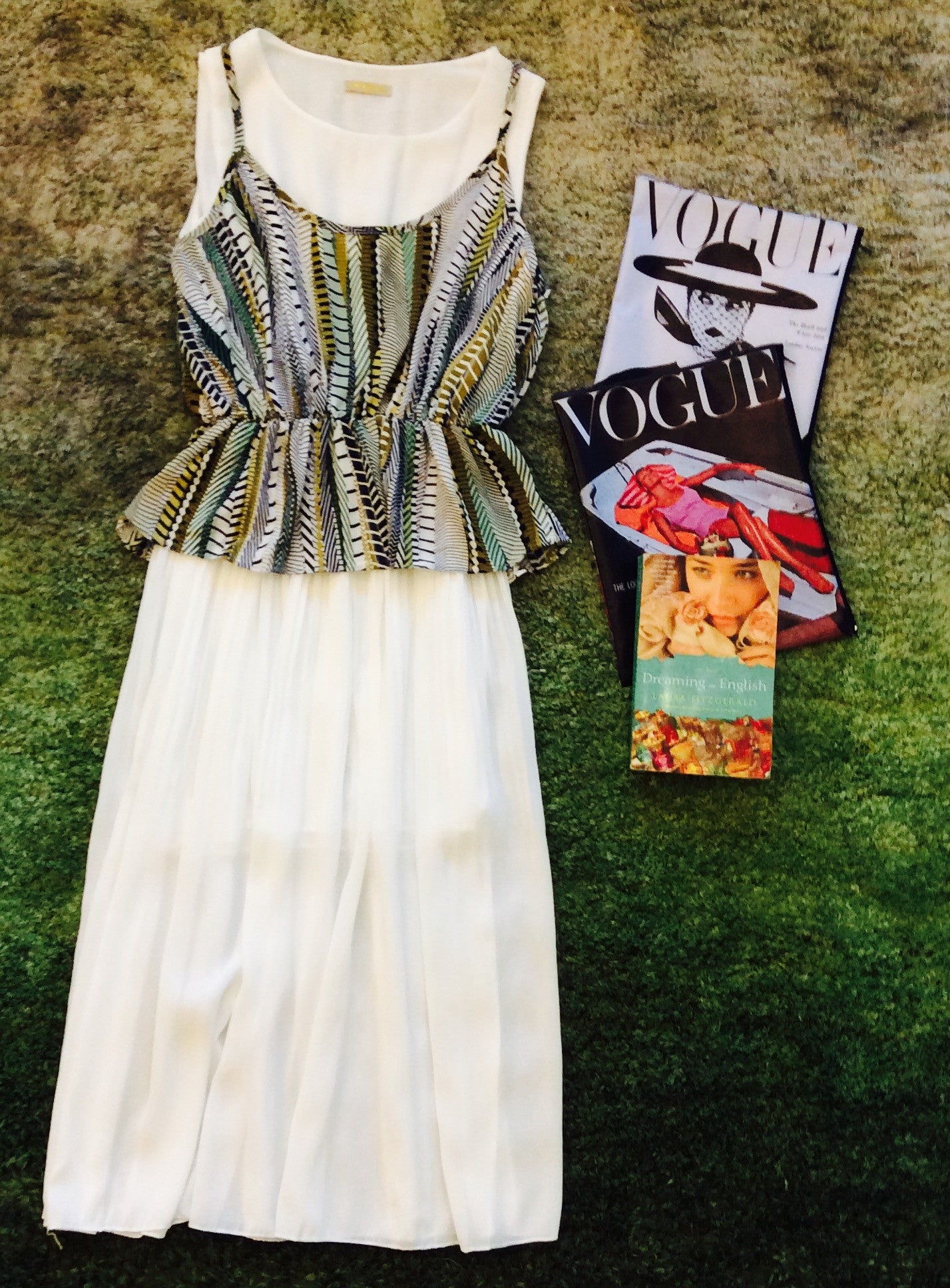 2-piece pleated dress with detachable top