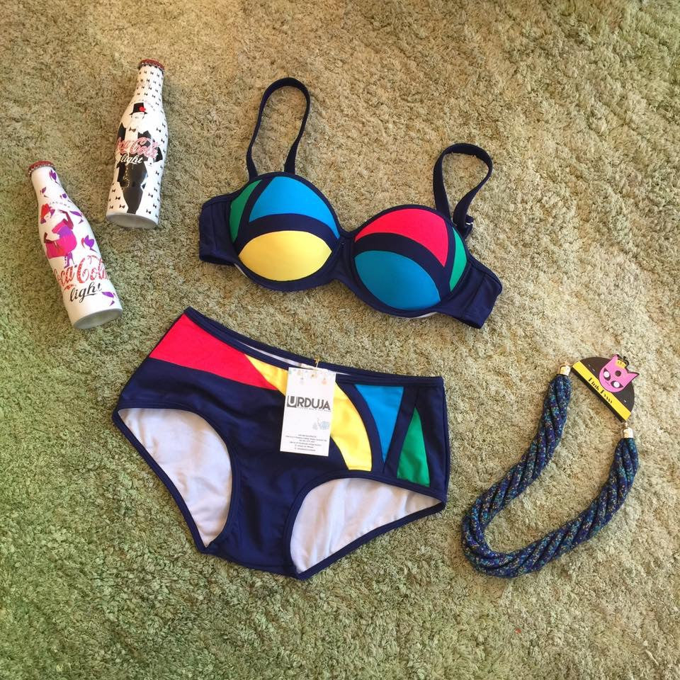2-Piece swimsuits