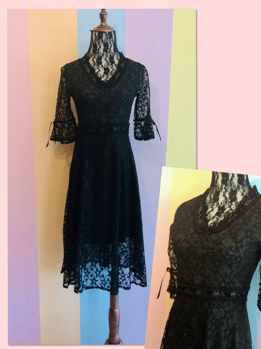 Shinny Starry 3/4's Sleeve Midi Dress in Zip-up Back
