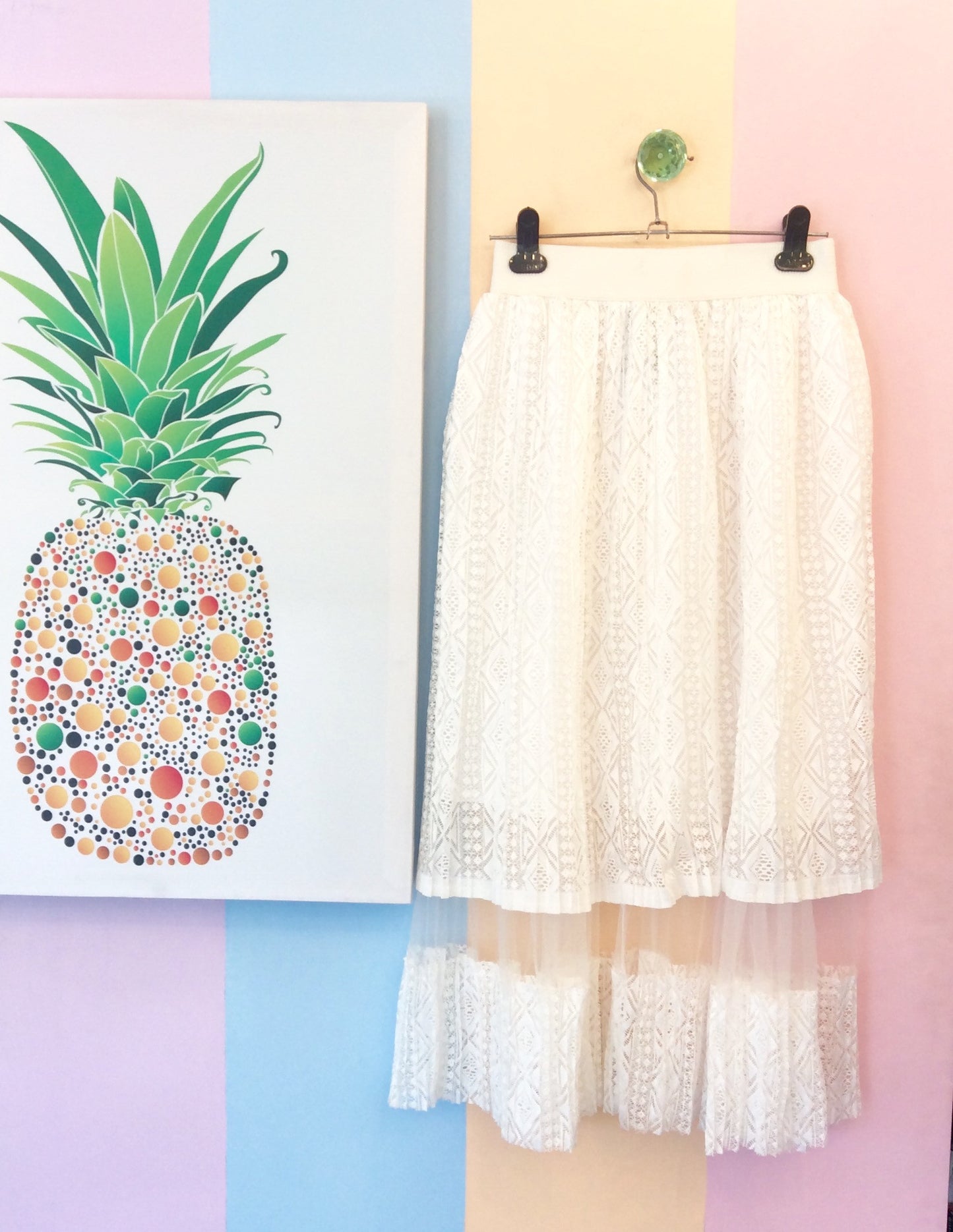 2-Color Lace Lace Midi Skirt